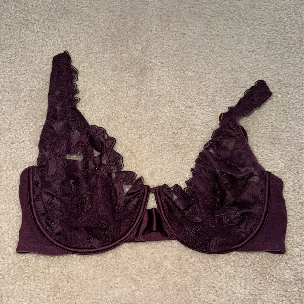 Victoria's Secret Deep Purple Lace Bra